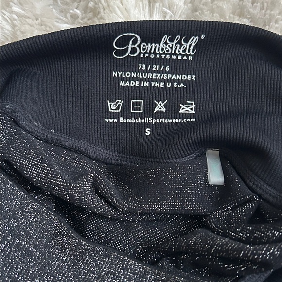 Bombshell Sportswear Glittery Black Scrunch Butt Leggings - Picture 2 of 5